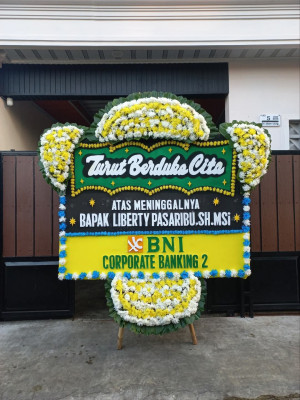 Papan Bunga Duka di Kayangan