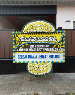 Papan Bunga Duka di Kayangan